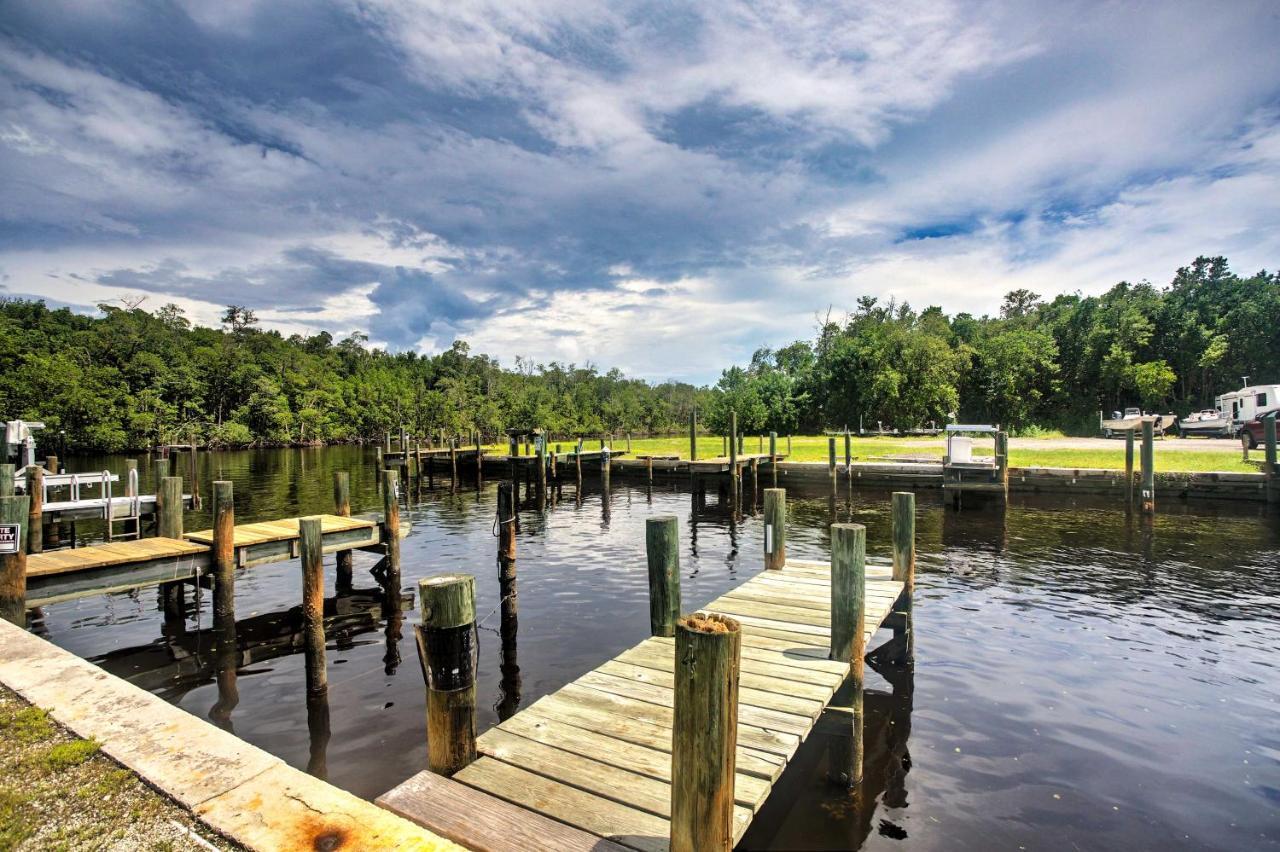 Everglades City Trailer Cabin Boat Slip And Porch! Exterior photo